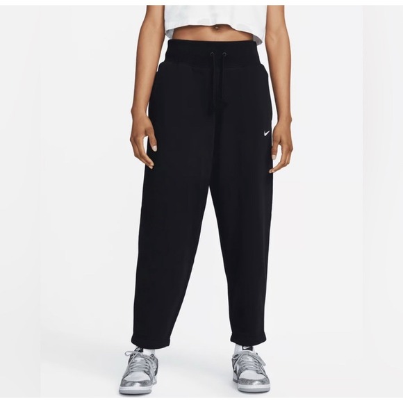 Nike Women's Phoenix Fleece High-Waisted Curve Sweatpants Baggy Loose M *Shorter - Picture 1 of 10